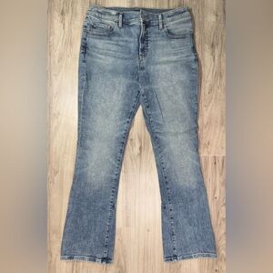 Express Skyscraper MidRise Blue Jean with Slit in Back